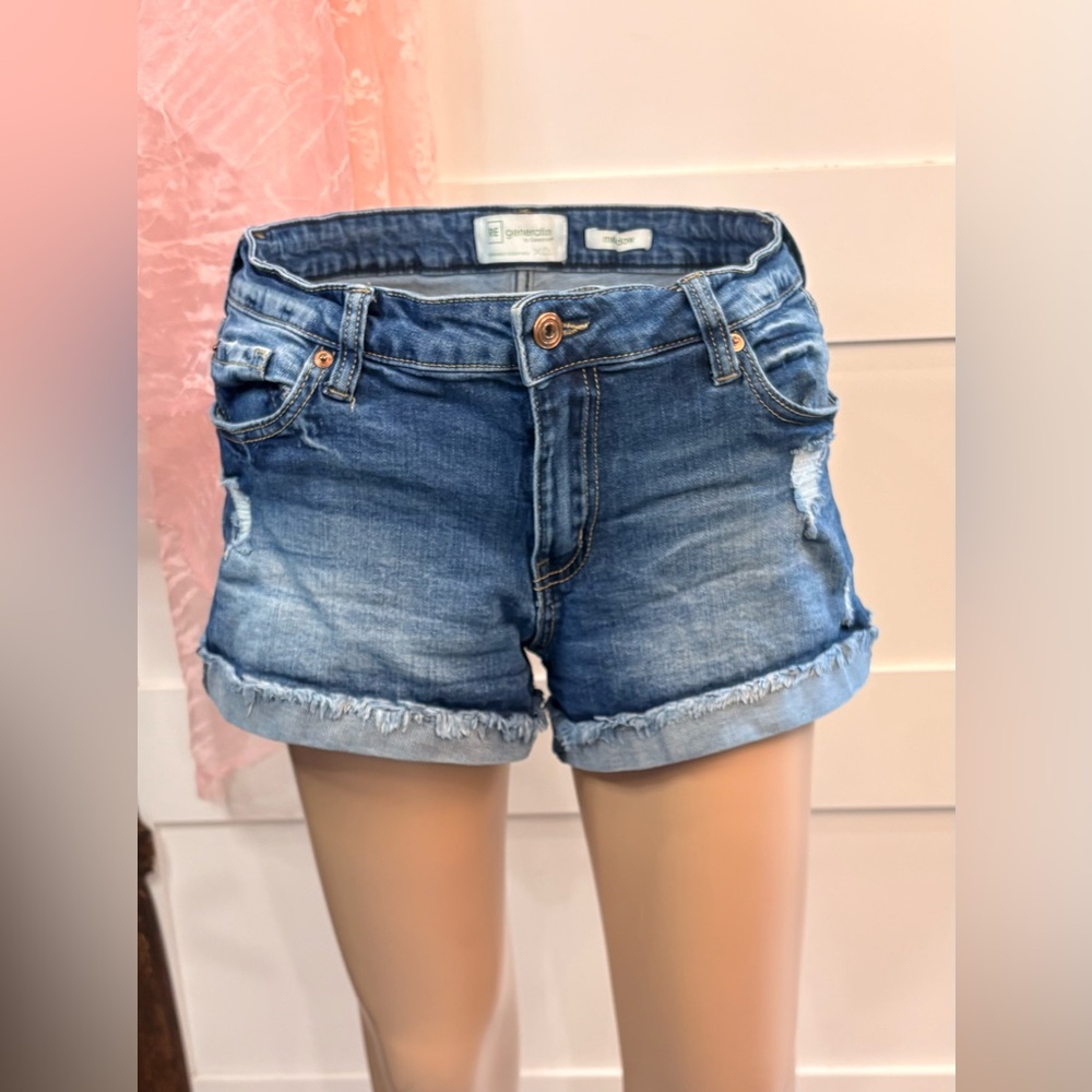 Generation by Celebrity Pink Denim Shorts Blue Meadow Wash 9/29 Zip Fly